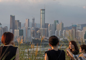Shenzhen and Guangzhou fight it out for top campuses